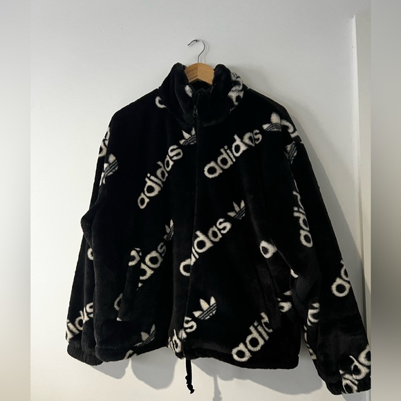 Adidas Originals Woman’s Fur Coat - Picture 3 of 7